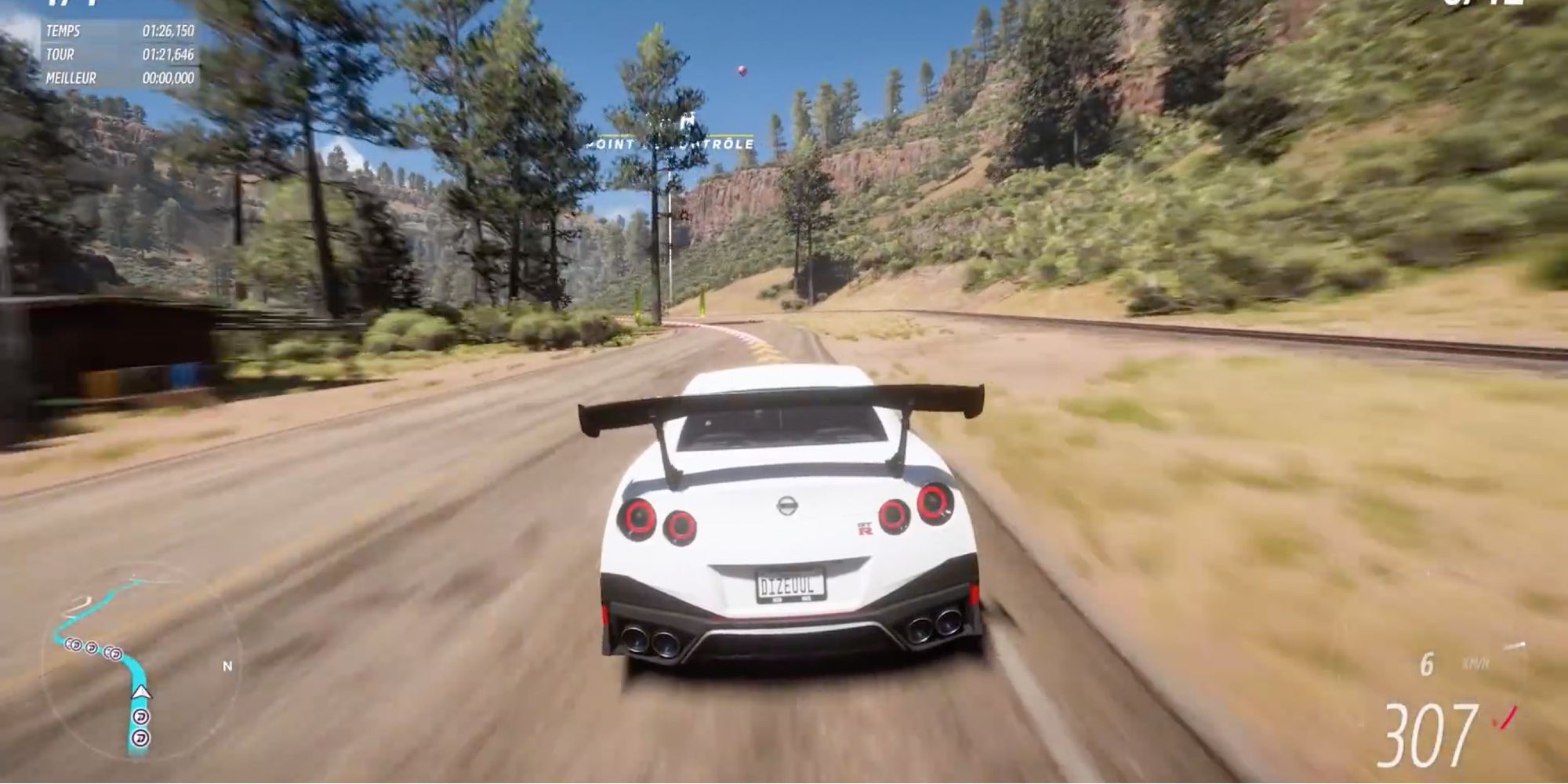 Forza Horizon 5 - Nissan GT-R - Player accelerates super car on the streets of Mexico