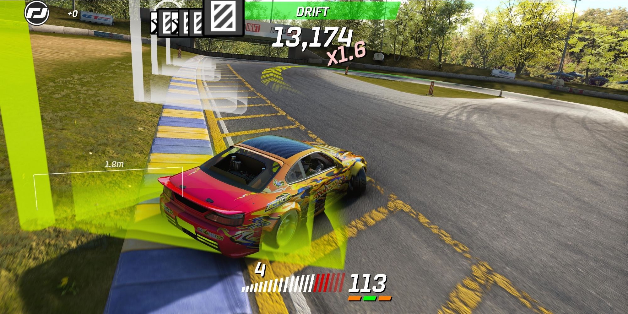 Free-to-play Games - Torque Drift - Player drifts car at high speeds