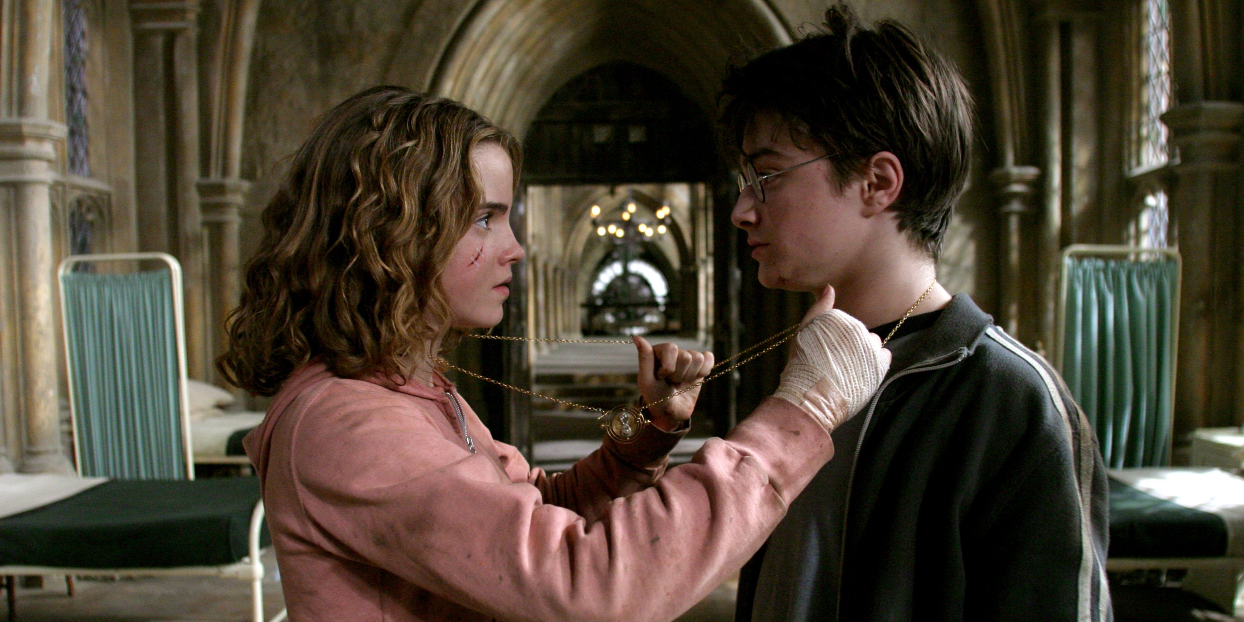 Hermione and Harry use the Time-Turner