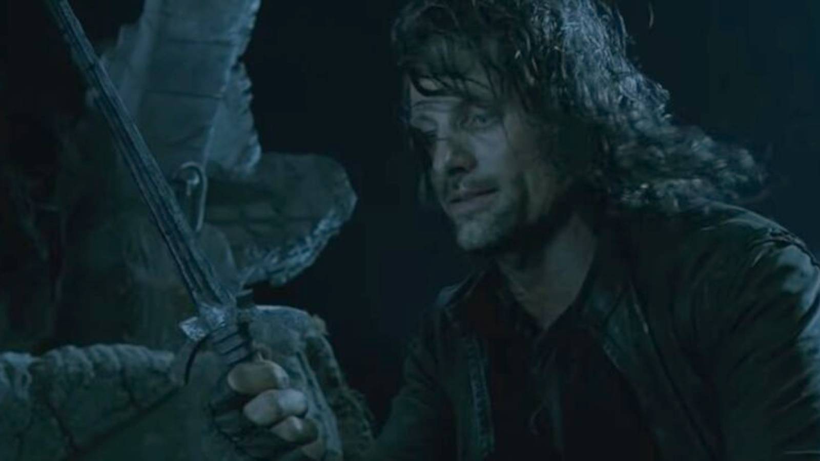 Frodo Wraith LOTR: Why Does A Morgul Blade Turn People Into Wraiths?