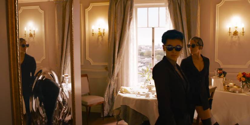 The team using portals in Matrix Resurrections