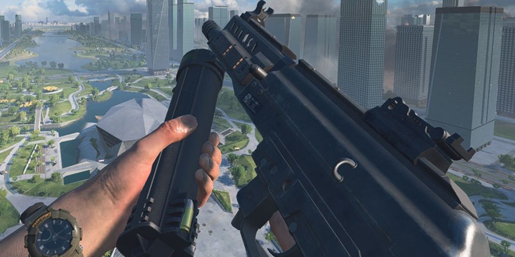 battlefield 2042 player reloading gun 