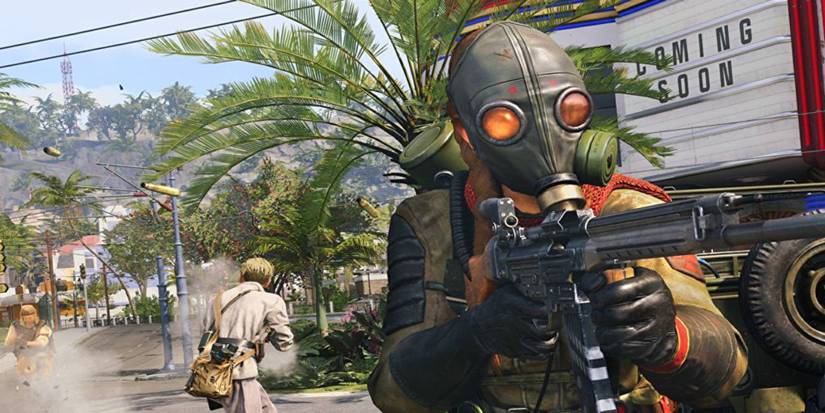 cod-warzone-theater-gas-mask-close-up