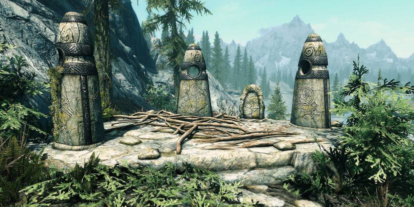 Screenshot from The Elder Scrolls 5: Skyrim showing three guardian stones.