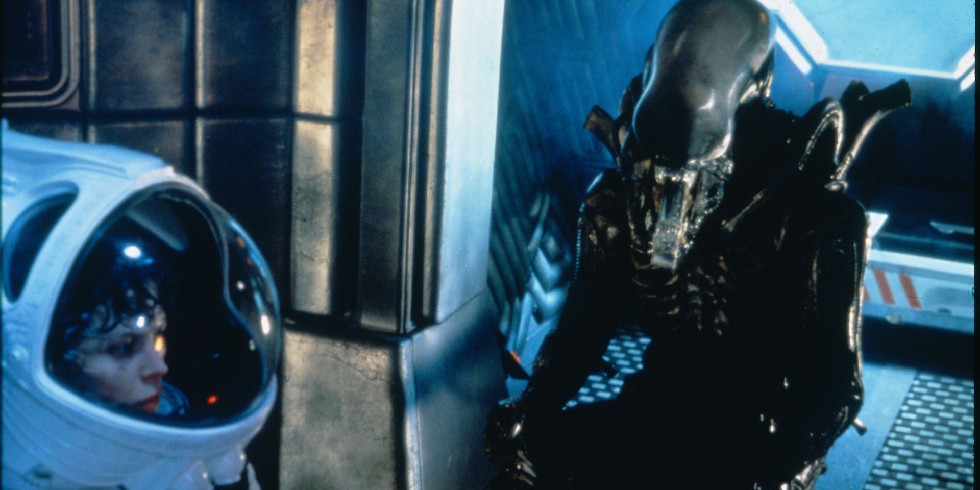 Ripley and Xenomorph in Ridley Scott's Alien