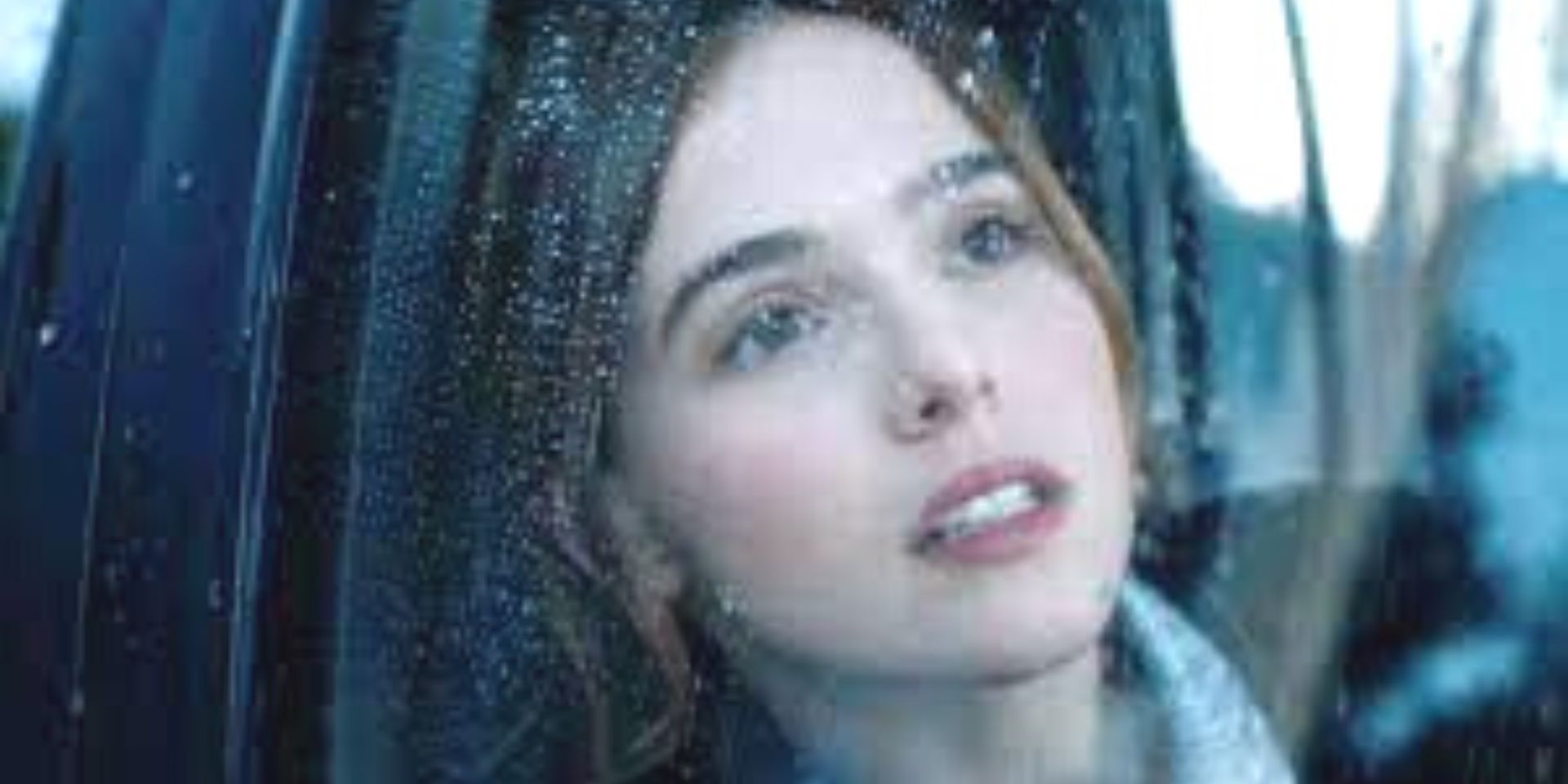 Zoey Deutch as Samantha in Before I Fall
