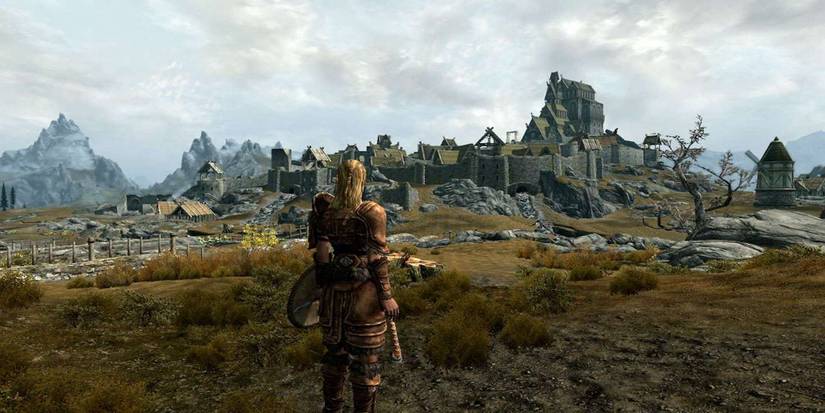 Exploring the world in Skyrim