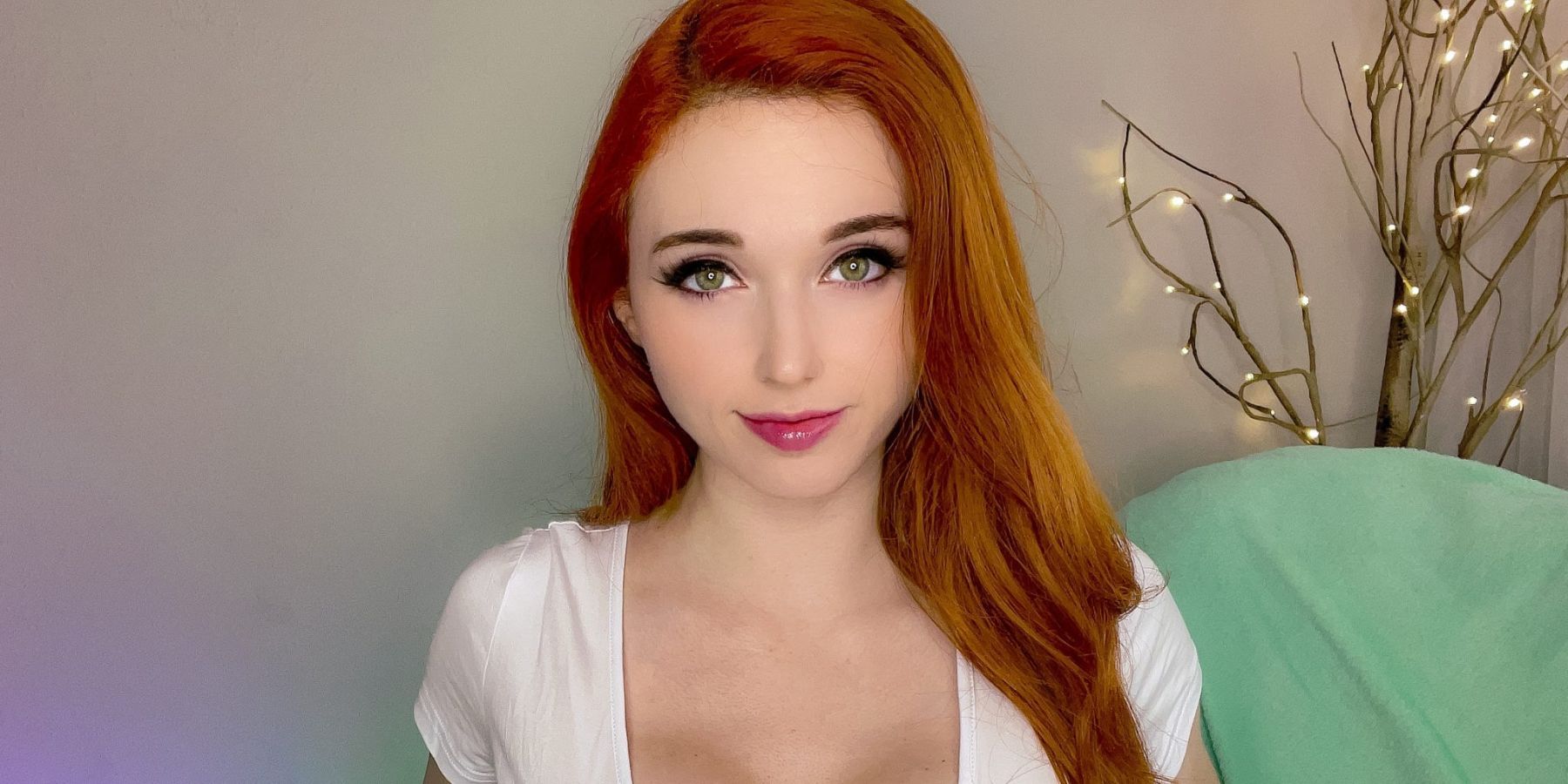 Amouranth Wants Twitch to Be More Transparent About Bans