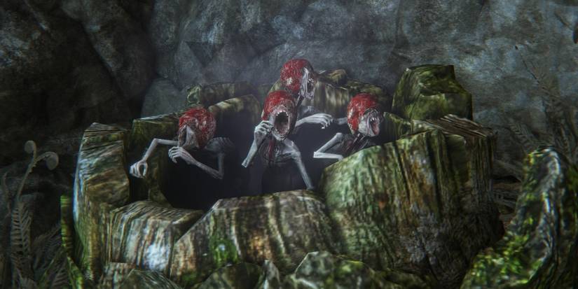 Bloody Messenger Head Bandage in Bloodborne