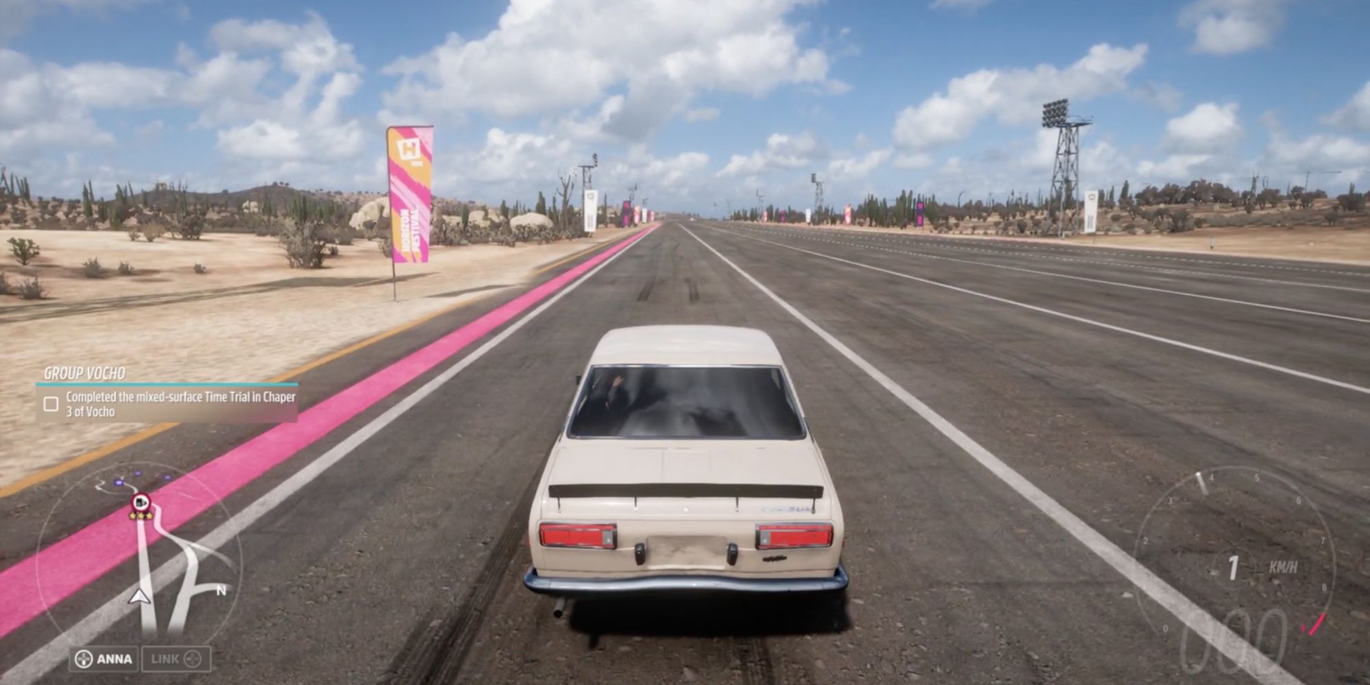 Classic Cars in Forza Horizon 5 - Datsun 510 - Player showcases car in the Sun