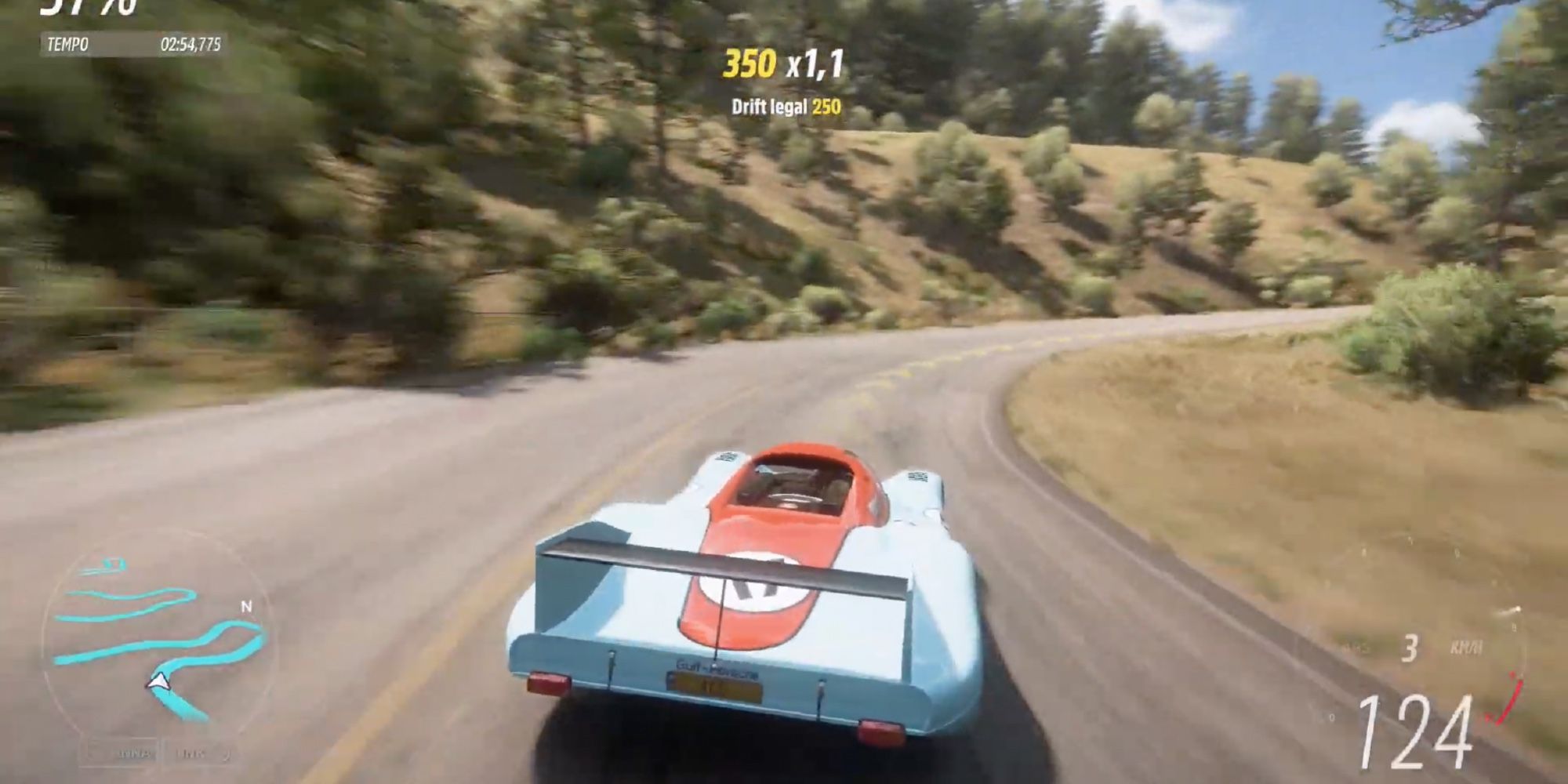 Classic Cars in Forza Horizon 5 - Porsche 3 917 LH - Player zooms past competition