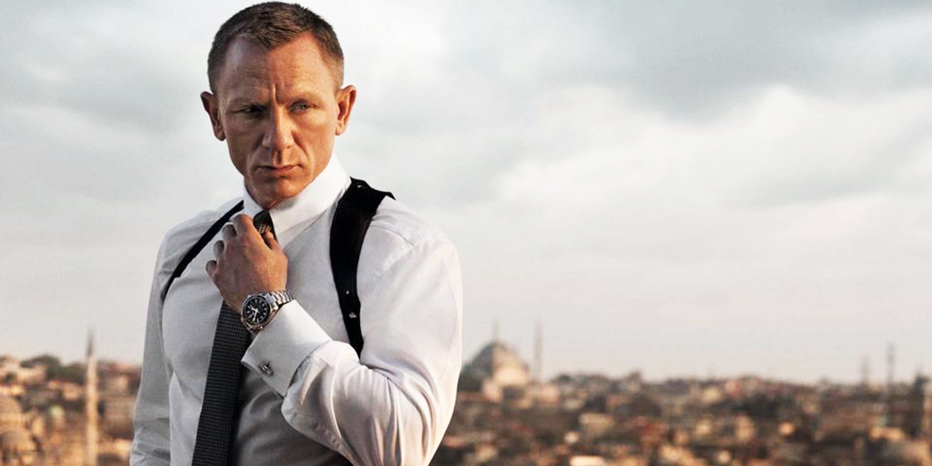 Cropped Daniel Craig James Bond cover photo