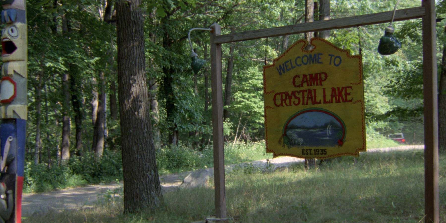 The Camp Crystal Lake sign outside in Friday The 13th (1980)