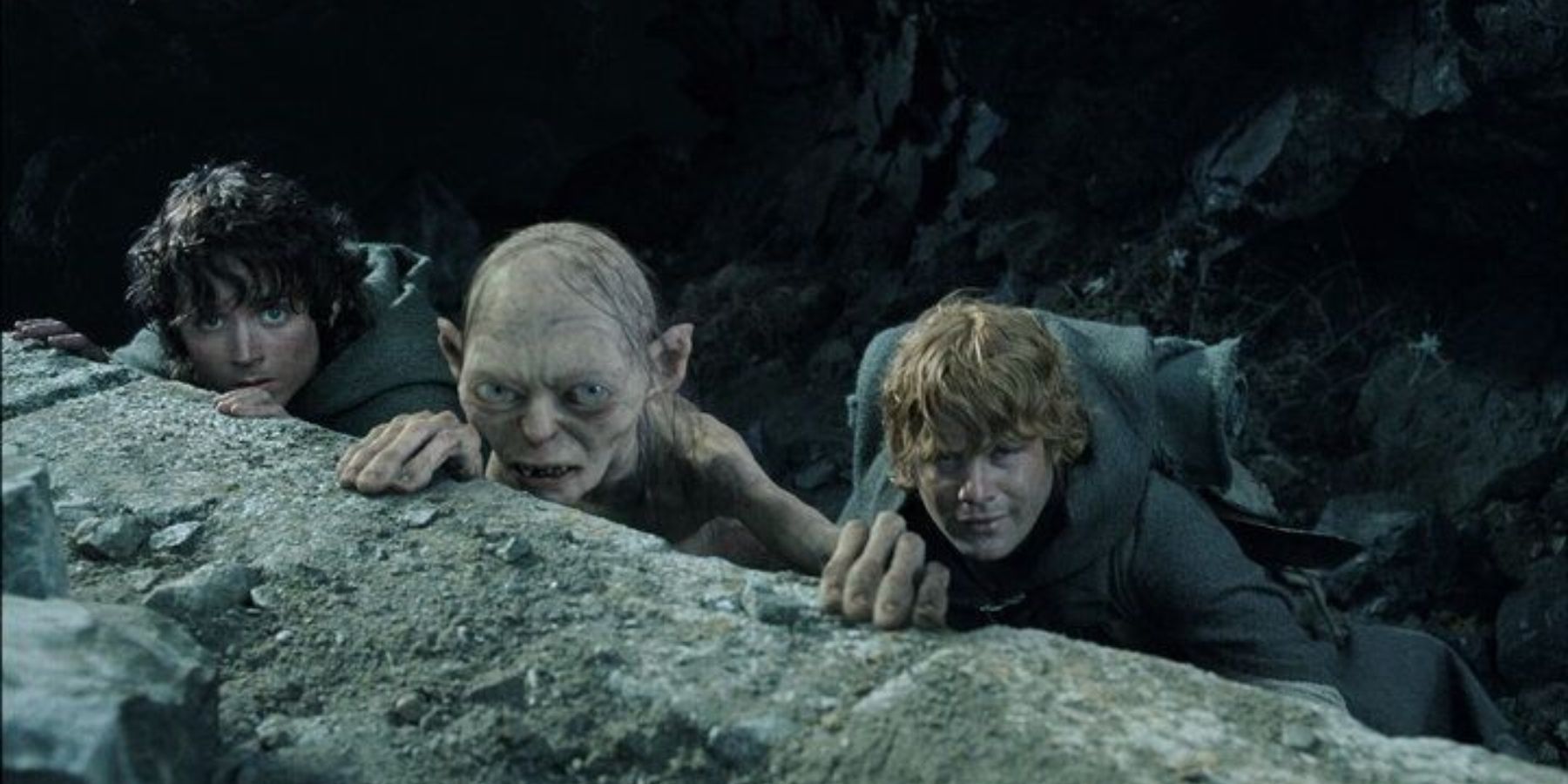 Frodo Sam And Gollum Black Gates
