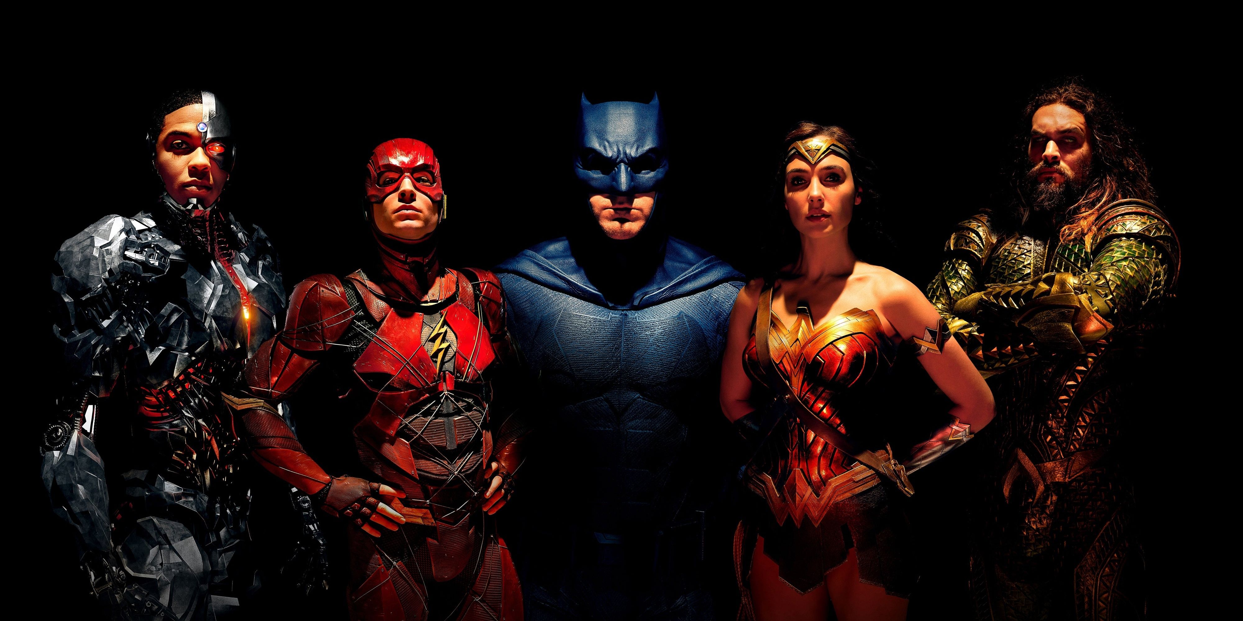 Cyborg, Flash, Batman, Wonder Woman, and Aquaman make up the DCEU Justice League