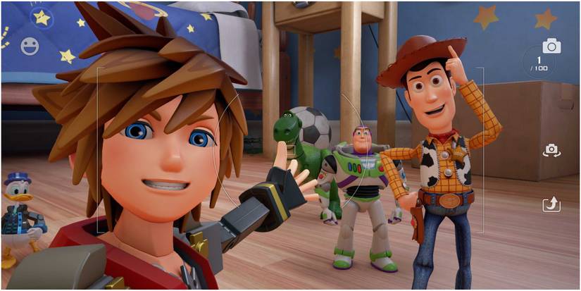 Kingdom Hearts 3 Sora taking a selfie in Toy Story World