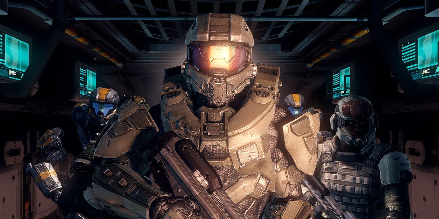 Master Chief Among Other Spartans