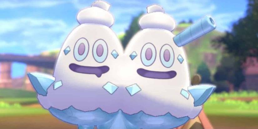 A Vanilluxe mid-battle in Pokemon Sword & Shield