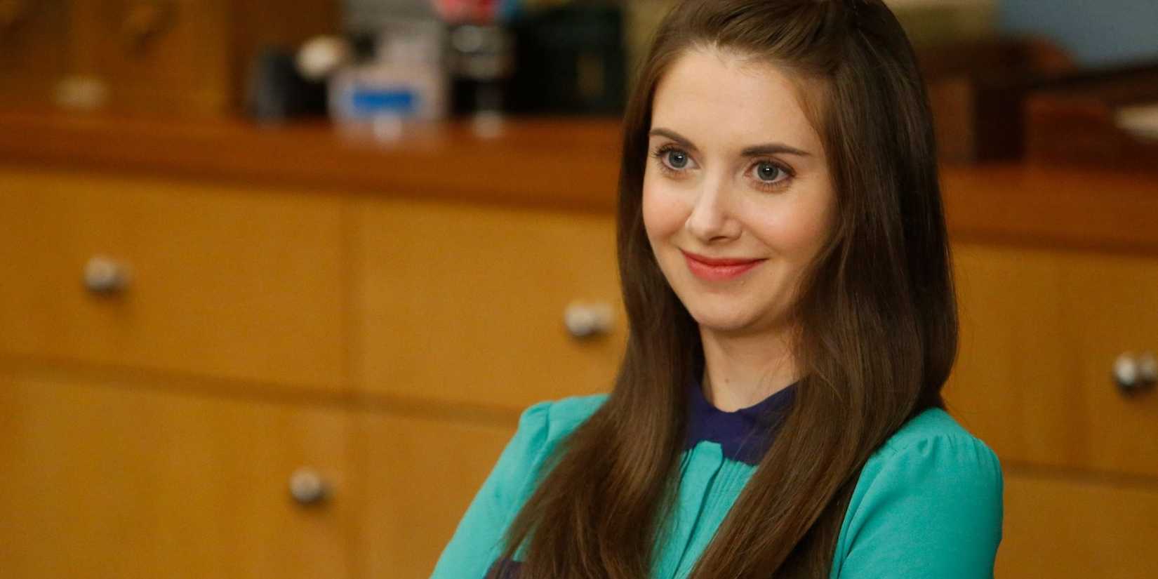 community-alison-brie Cropped