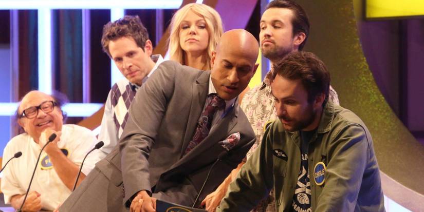 its-always-sunny-best-episodes-s10e08-the-gang-goes-on-family-fight