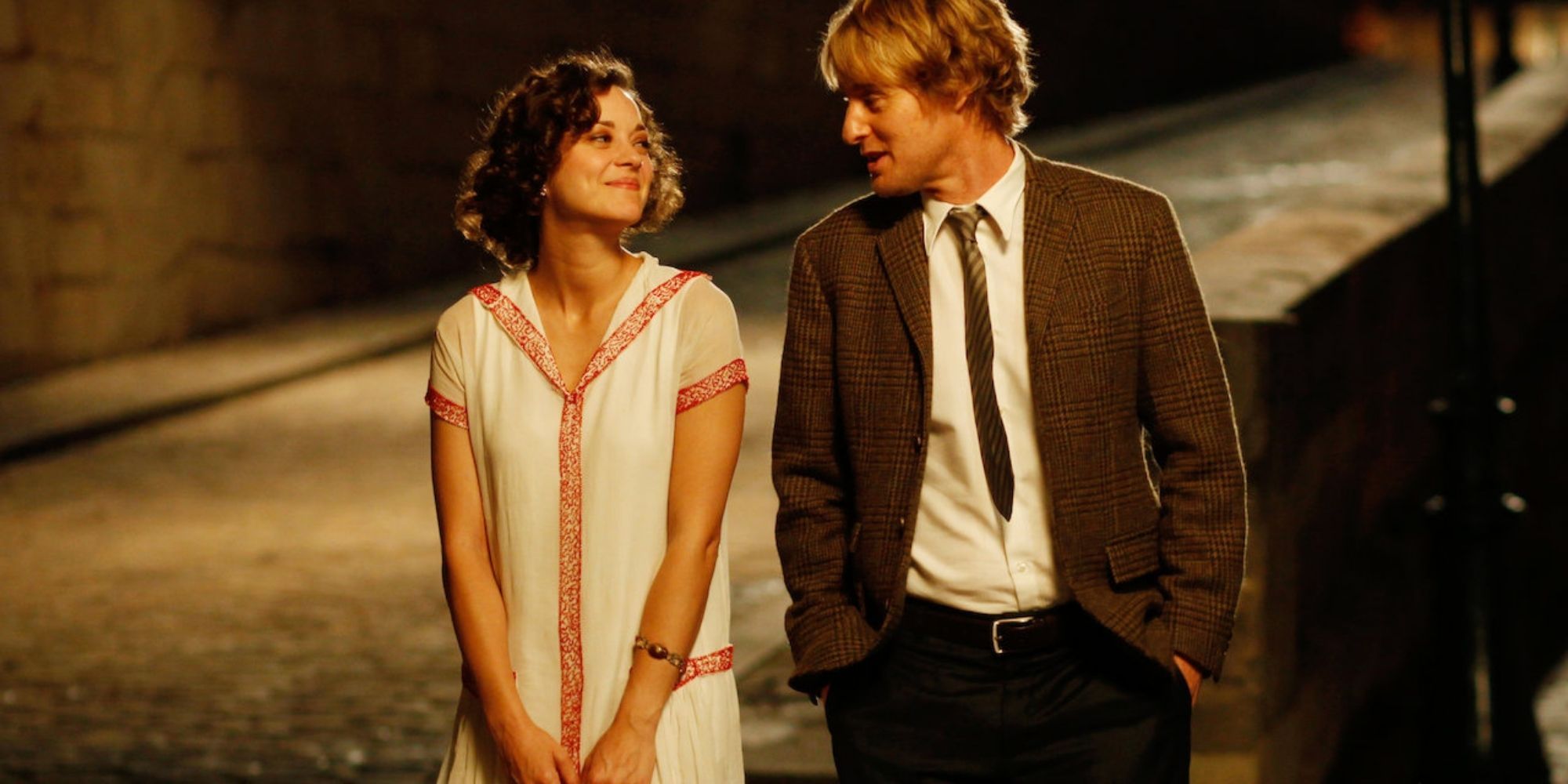 An image of the movie Midnight in Paris.