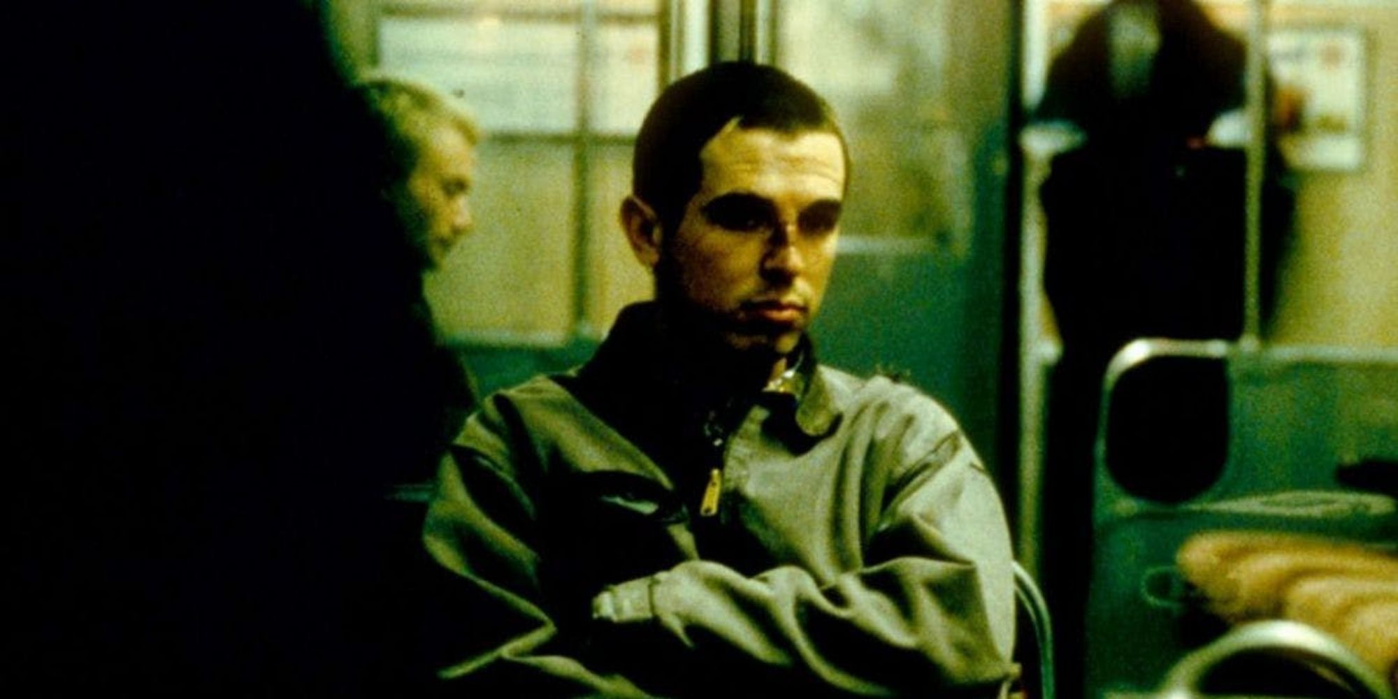 Official image of Nil by Mouth (1997).