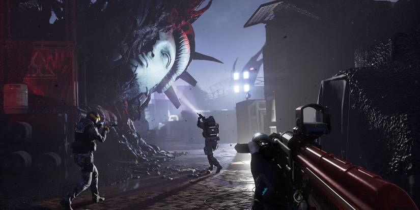 rainbow six players looking at the statue of liberty 