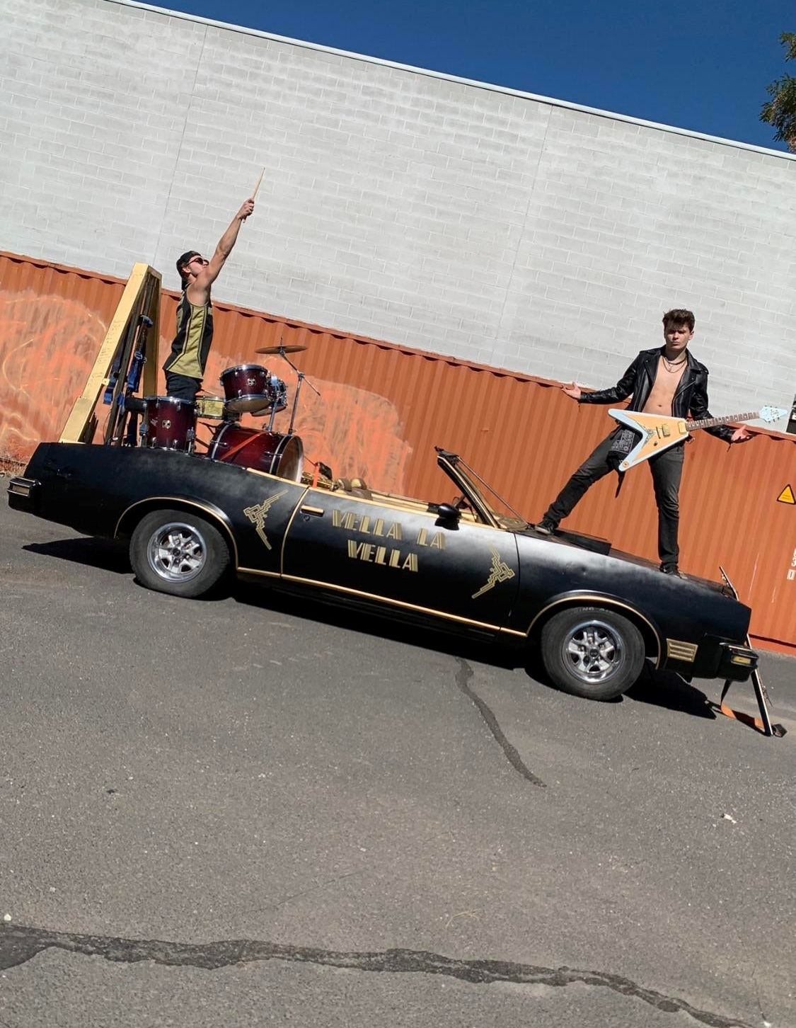 rock-band-car-recreation