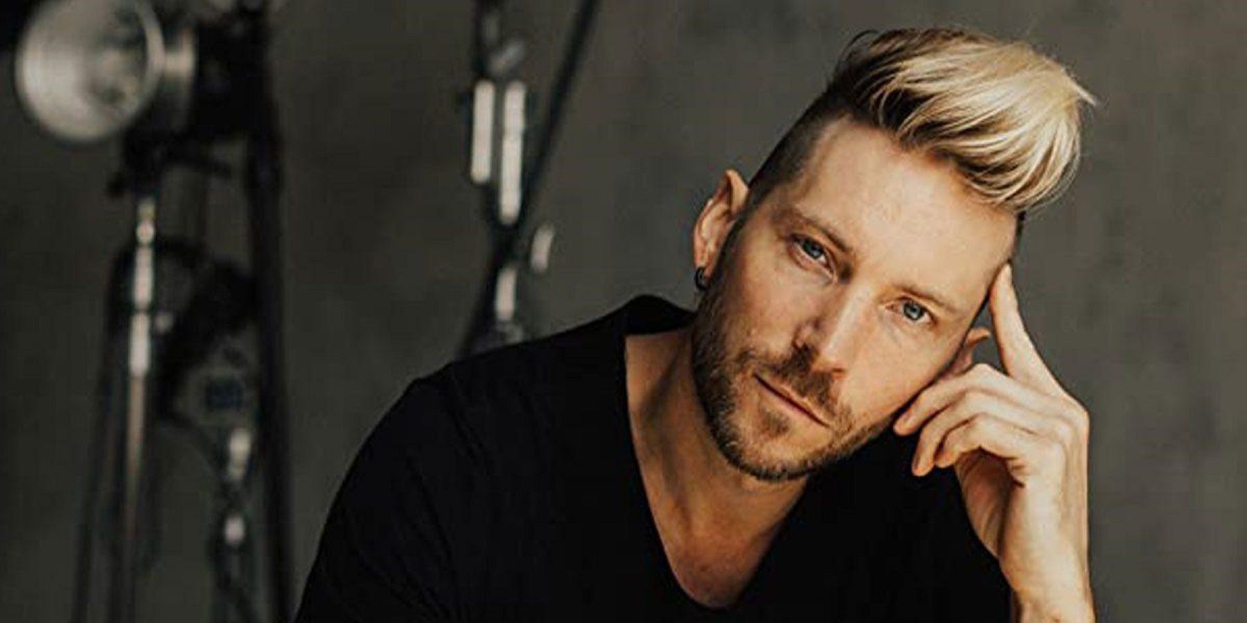 Troy Baker mostra bastidores do seu próximo projeto