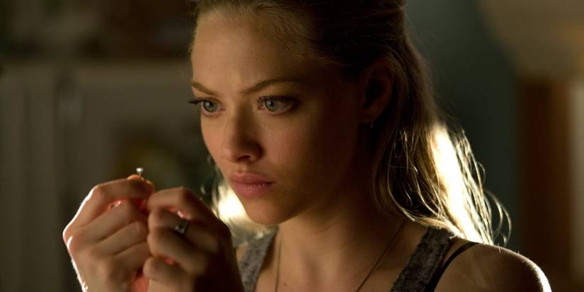 Amanda Seyfried as Jill in Gone
