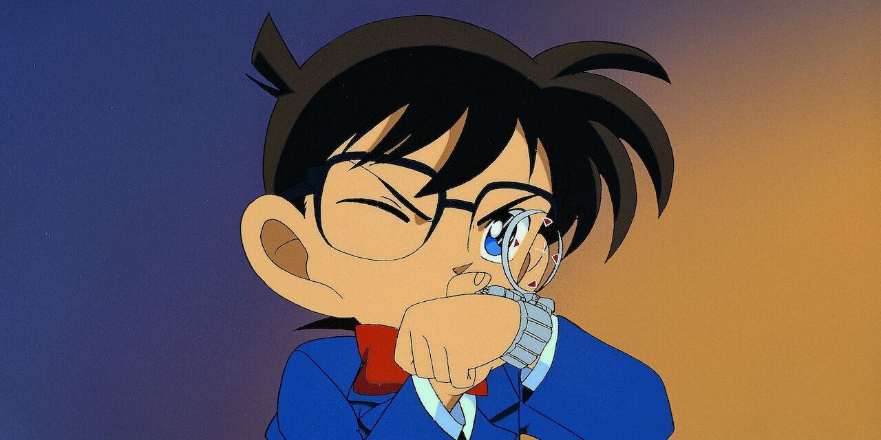 Detective Conan using a gadget