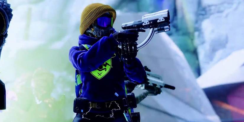 Destiny 2 Hunter With The Forerunner Exotic Sidearm 