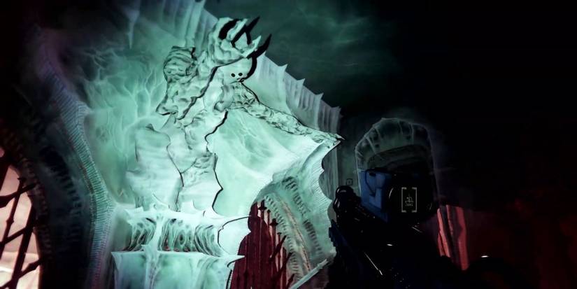 Destiny-2-Witch-Queen-Statue-Pointing-1