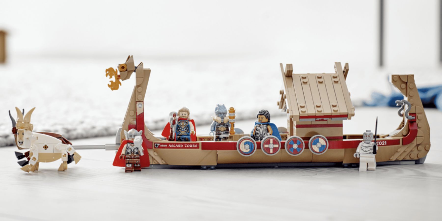 The Goat boat lego set Thor unboxed