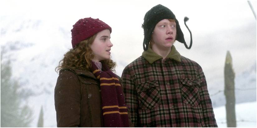 Harry Potter And The Prisoner Of Azkaban Hermione And Ron In Front Of The Shrieking Shack