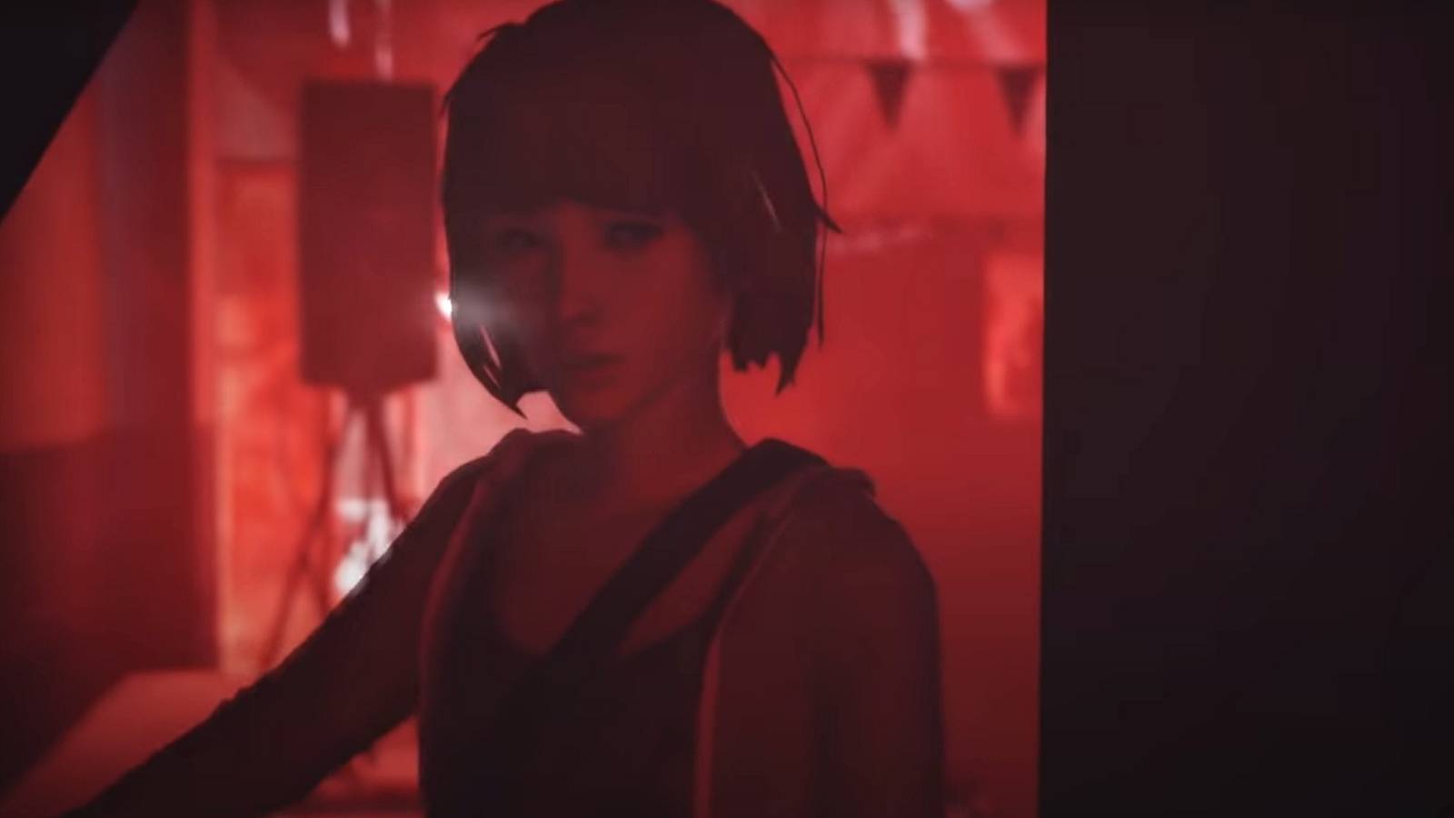 Max sneaking into VIP section of the Vortex Club party during Episode 4 of Life is Strange