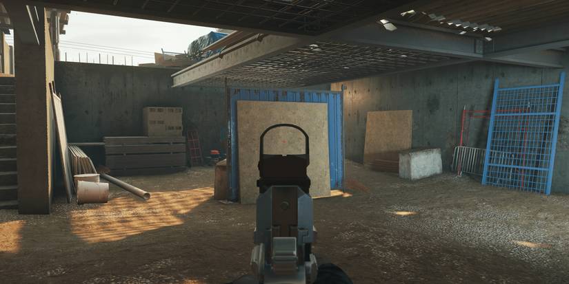 Rainbow Six Siege first person view of pistol red dot sight and reticle on Oregon map