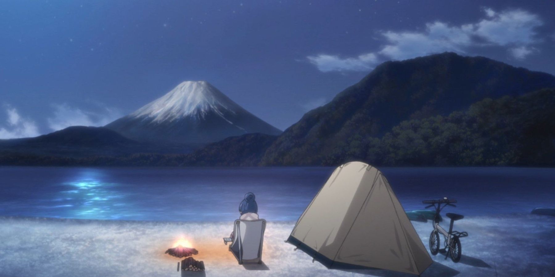 Rin waiting for the sunrise in Laid-Back Camp Season 2