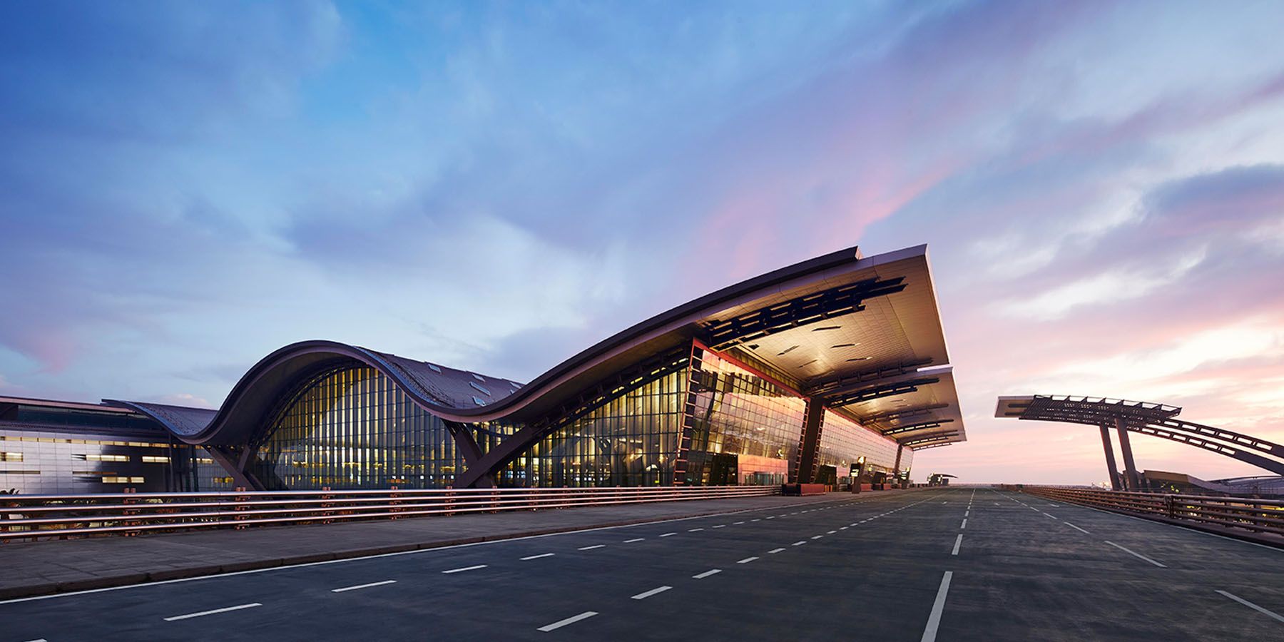The Hamed International Airport in Qatar, a beautiful airport in real life