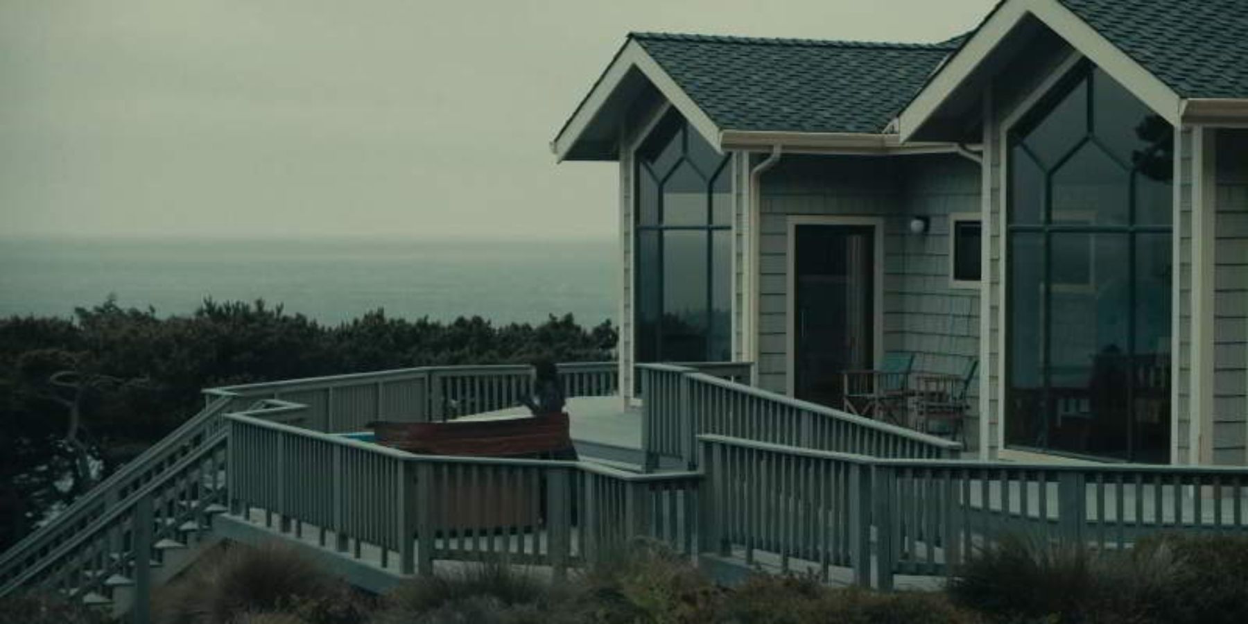 The outside of the house in the 2020 movie The Rental