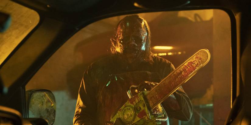 texas chainsaw massacre leatherface with a chainsaw