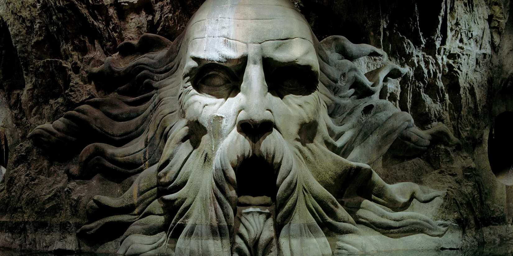 Salazar Slytherin statue in Harry Potter