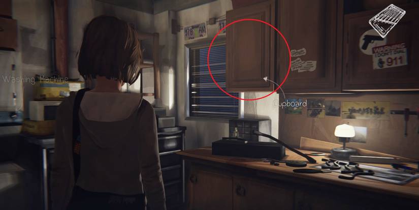 life-is-strange-tiny-tools-garage-cupboard-1