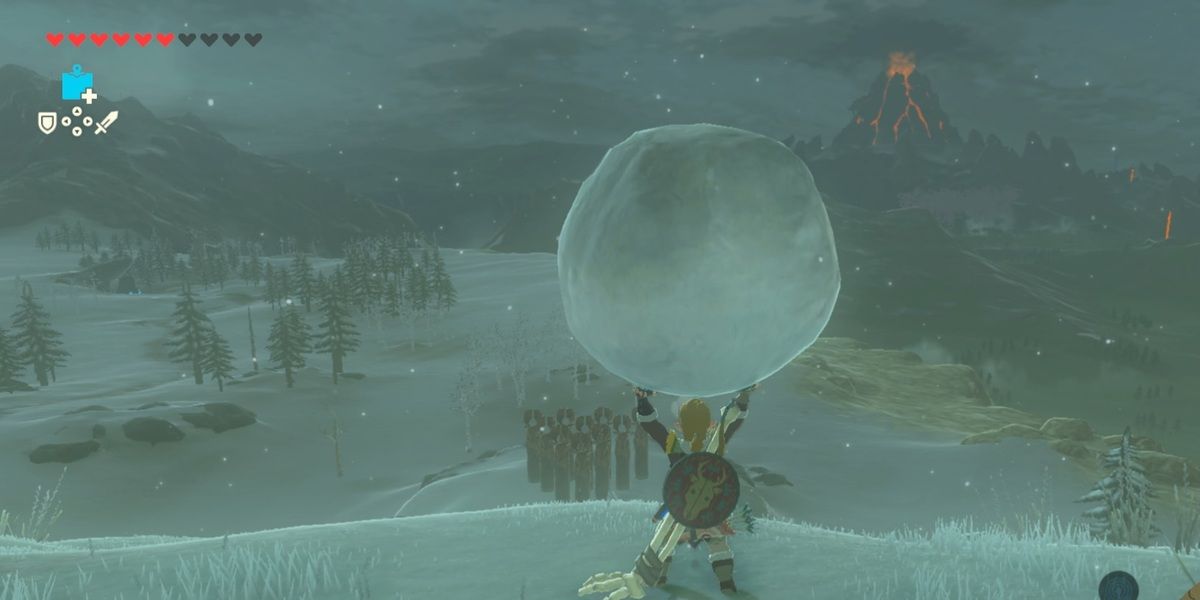 Link about to bowl a giant snowball