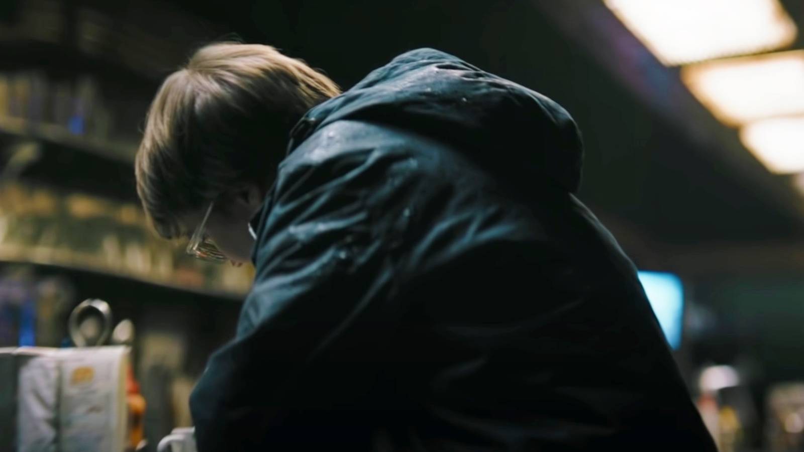 The New Riddler New The Batman Clip Reveals The Face Of Paul Dano's The Riddler