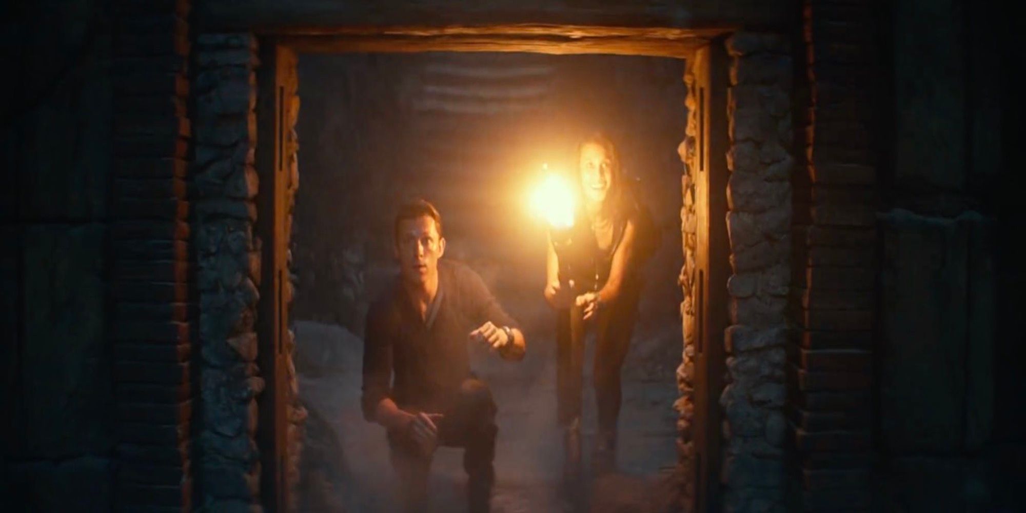 Nate and Chloe exploring ruins in the Uncharted Movie