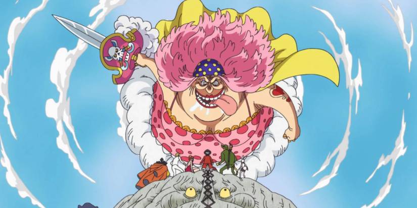 Big mom chasing straw hats