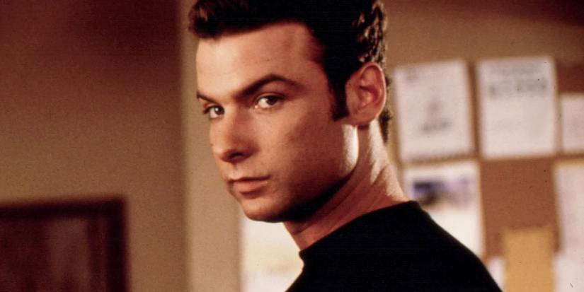 Liev Schreiber as Cotton Weary in Scream