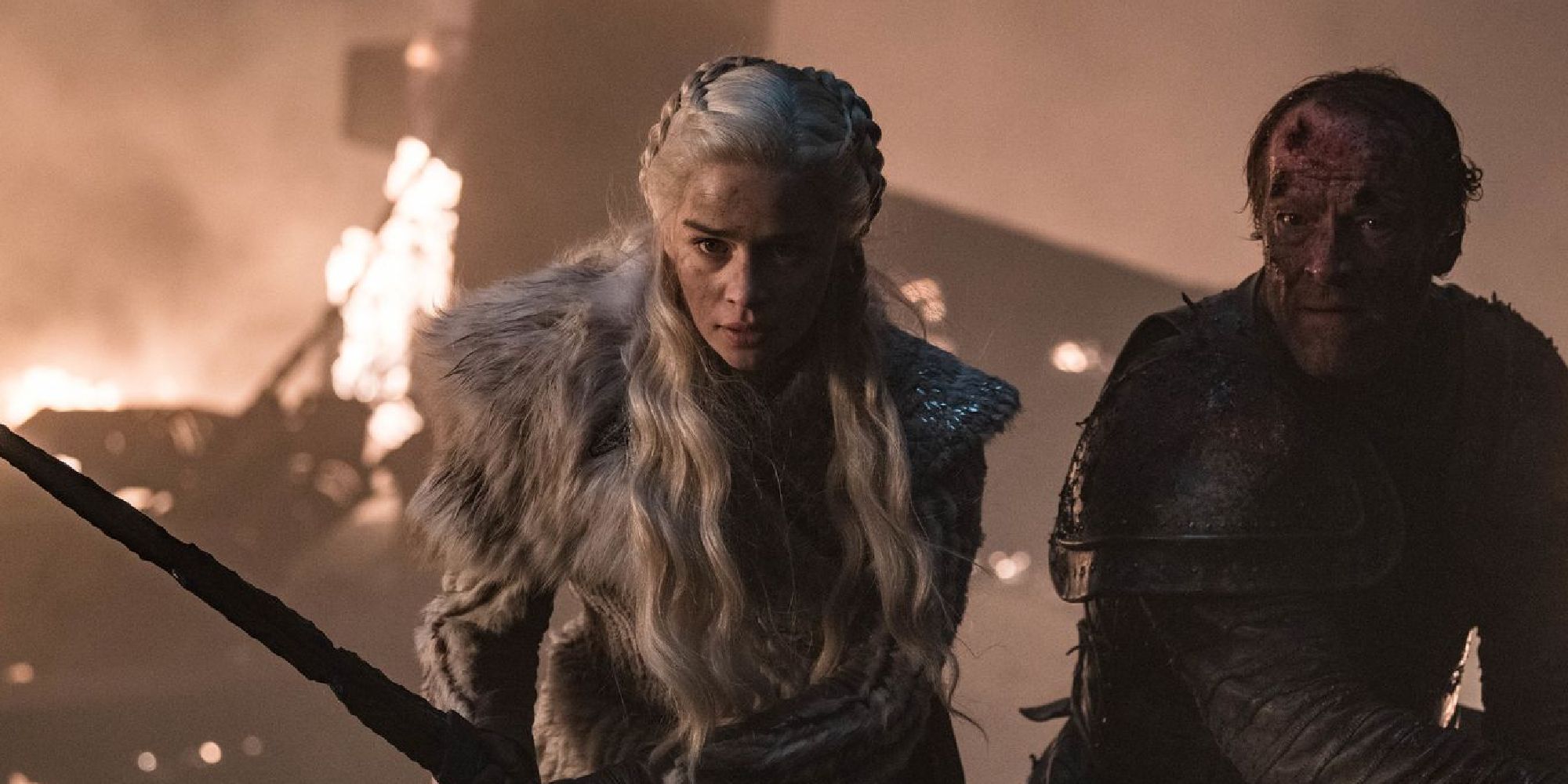 Daenerys wielding a sword to defend Jorah Mormont during the Battle of Winterfell
