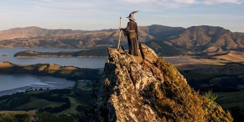 Gandalf in the mountains LotR 